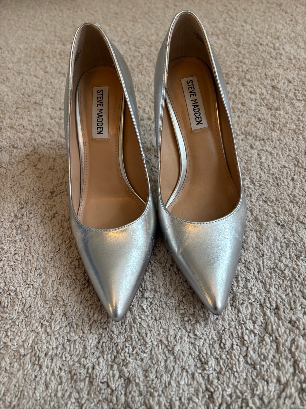 Steve Madden Metallic Silver Pointed Pumps